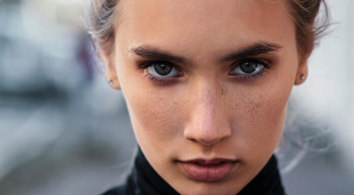 Ariana Nasi| Nosso rosto comunica aquilo que desejamos? É possível tornar o rosto mais expressivo atentando para os pontos certos.